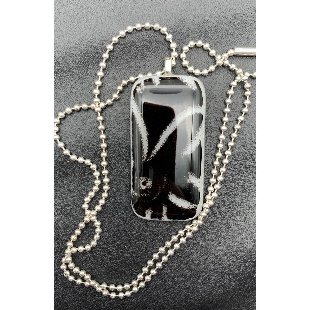 Silver Tone‎ Popcorn Chain With An Art Glass Pendant Unisex 24 Inches
